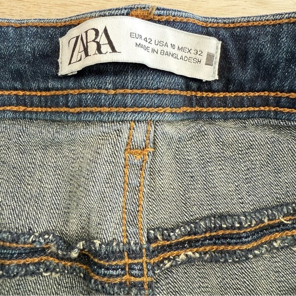 Zara Dark Wash‎ Light Distressing Straight Leg High Rise Stretch Women’s 10 EUC - Picture 6 of 11